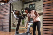 SportsArt G574U Elite ECO-POWR Upright Cycle image 3