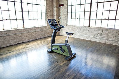 SportsArt G576U Status ECO-POWR Upright Cycle