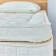 Avocado Luxury Organic Mattress image 27